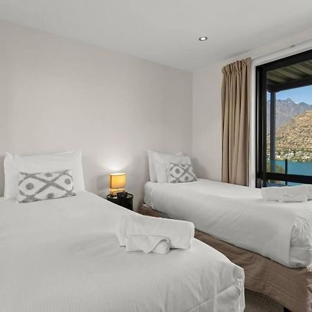 4 Bedroom Stunning Modern Family Home Queenstown Exterior photo